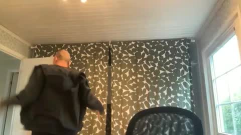 mark_the_mark online show from 10/08/25, 10:13