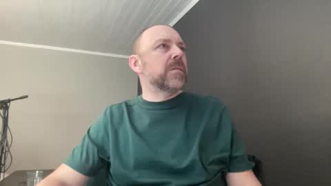 Snapshot of mark_the_mark chatting on 04/10/26, 10:20 mark_the_mark online show from 04/10/26, 10:20