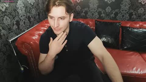 Mark online show from 11/12/25, 01:00