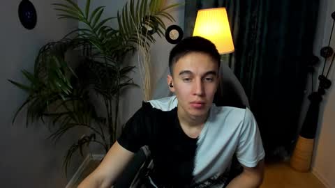 markkullen online show from 12/02/25, 04:24