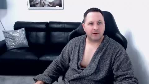 Master online show from 10/20/25, 09:54