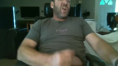 Snapshot of markoboy34 chatting on 04/14/26, 04:29 Matt Kung online show from 04/14/26, 04:29