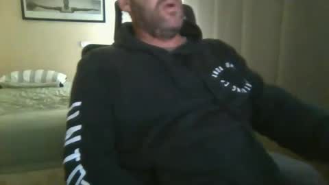 Snapshot of markoboy34 chatting on 05/20/26, 02:07 Matt Kung online show from 05/20/26, 02:07