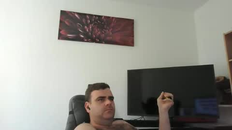 Snapshot of markoluggin chatting on 06/23/26, 06:17 markoluggin online show from 06/23/26, 06:17