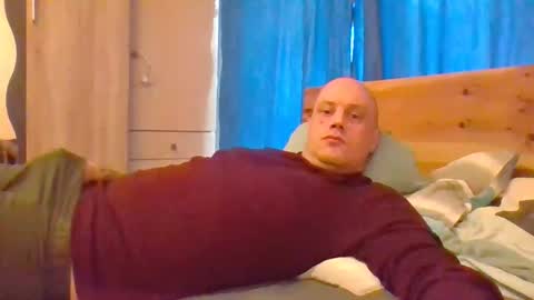 Snapshot of markus_7 chatting on 10/25/25, 11:40 markus_7 online show from 10/25/25, 11:40