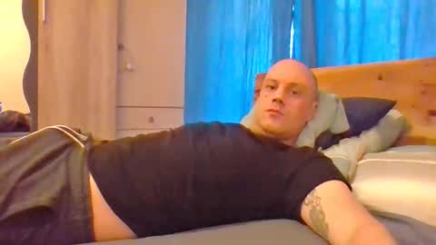 Snapshot of markus_7 chatting on 10/26/25, 10:54 markus_7 online show from 10/26/25, 10:54