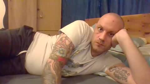 Snapshot of markus_7 chatting on 11/24/25, 03:01 markus_7 online show from 11/24/25, 03:01