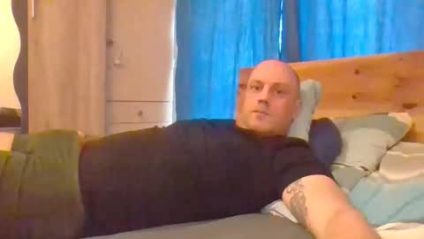 Snapshot of markus_7 chatting on 11/27/25, 10:28 markus_7 online show from 11/27/25, 10:28