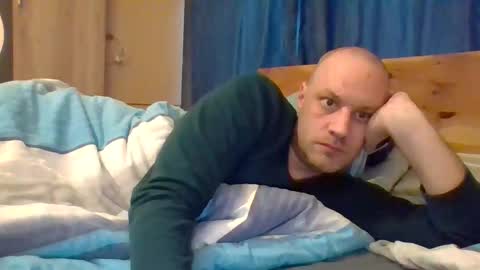 Snapshot of markus_7 chatting on 12/03/25, 07:27 markus_7 online show from 12/03/25, 07:27