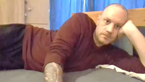 Snapshot of markus_7 chatting on 12/20/25, 10:22 markus_7 online show from 12/20/25, 10:22