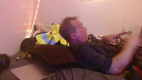 Snapshot of markymark101825061 chatting on 01/12/25, 01:42 markymark101825061 online show from 01/12/25, 01:42