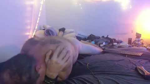 Snapshot of markymark101825061 chatting on 01/18/25, 04:15 markymark101825061 online show from 01/18/25, 04:15