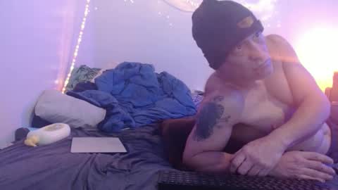 Snapshot of markymark101825061 chatting on 01/21/25, 10:41 markymark101825061 online show from 01/21/25, 10:41