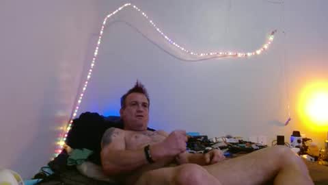 Snapshot of markymark101825061 chatting on 02/08/25, 06:55 markymark101825061 online show from 02/08/25, 06:55