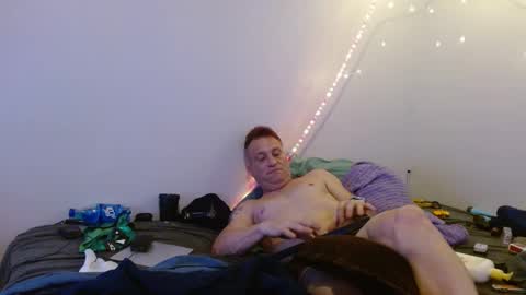 Snapshot of markymark101825061 chatting on 02/14/25, 01:45 markymark101825061 online show from 02/14/25, 01:45