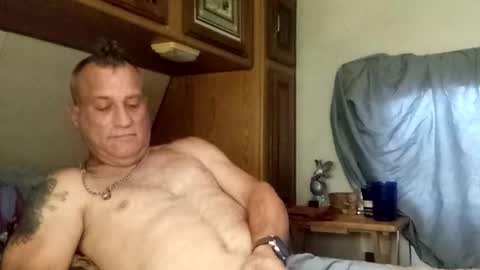 markymark101825061 online show from 12/17/25, 05:08