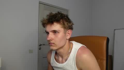 Snapshot of markymark_k chatting on 06/07/26, 06:33 Marky mark online show from 06/07/26, 06:33