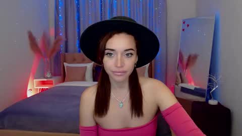 Snapshot of marladewis chatting on 09/25/25, 07:28 MarlaDewis online show from 09/25/25, 07:28