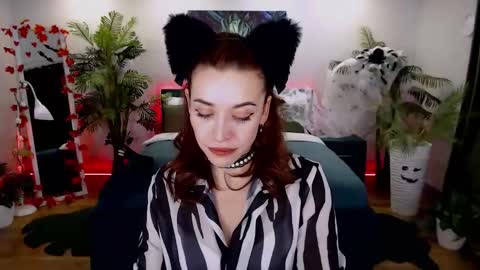 Snapshot of marladewis chatting on 10/26/25, 12:33 MarlaDewis online show from 10/26/25, 12:33