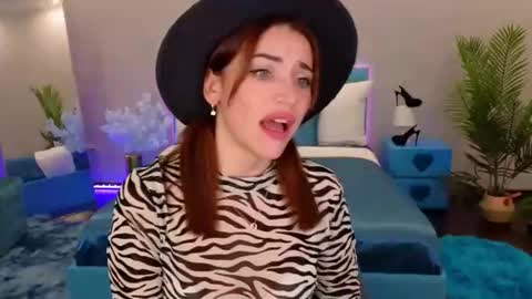 MarlaDewis online show from 11/29/25, 01:03