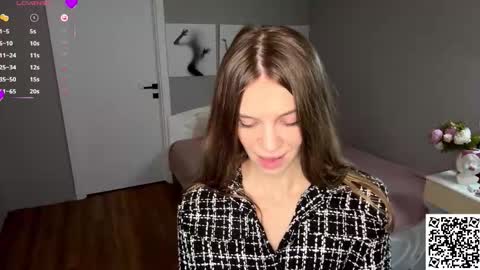 Maja online show from 11/15/25, 06:44