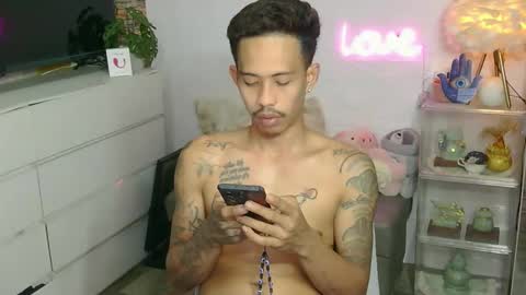 marlmoreno10 online show from 03/26/26, 07:58