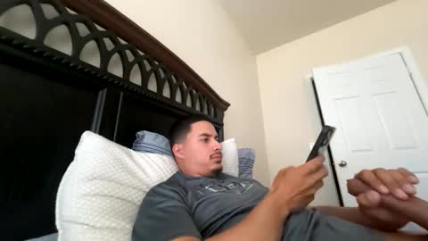 Snapshot of marlonnolascotabora15 chatting on 05/03/26, 02:12 marlonnolascotabora15 online show from 05/03/26, 02:12