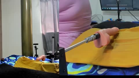 Snapshot of marlyn_black chatting on 12/19/25, 06:59 marlyn_black online show from 12/19/25, 06:59