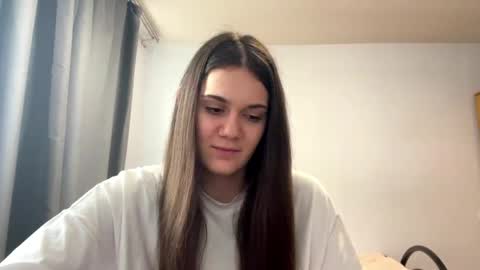 Snapshot of marlysronk chatting on 05/20/26, 03:07 Mary online show from 05/20/26, 03:07