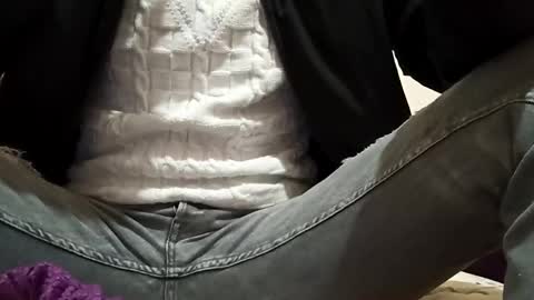 Snapshot of marocreda33 chatting on 03/12/25, 08:41 marocreda33 online show from 03/12/25, 08:41