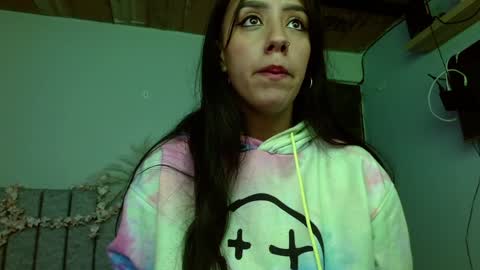 maroval online show from 01/04/25, 02:25