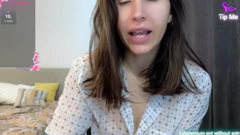 marrycolins online show from 09/15/25, 04:01