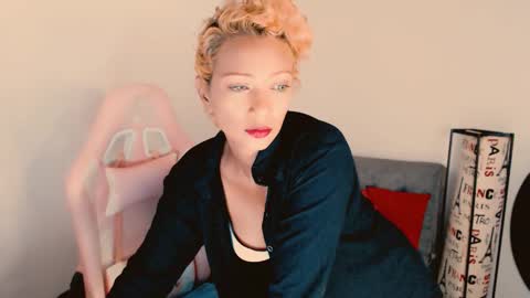 May online show from 09/26/25, 03:49