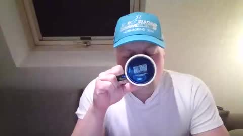 Snapshot of mars0481 chatting on 02/13/25, 06:27 mars0481 online show from 02/13/25, 06:27