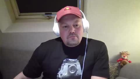 mars0481 online show from 12/20/25, 03:19