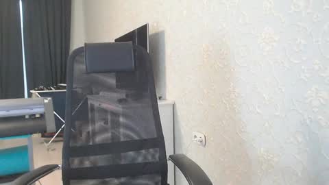 Snapshot of marselle_looker chatting on 02/01/25, 12:47 Marselle online show from 02/01/25, 12:47