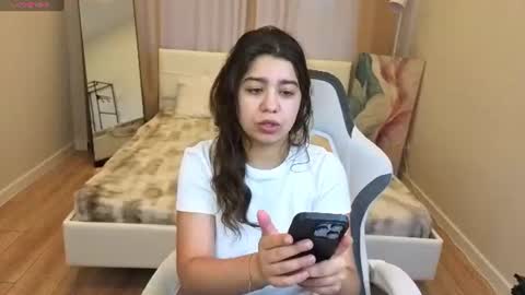 Trisha online show from 08/02/26, 01:04