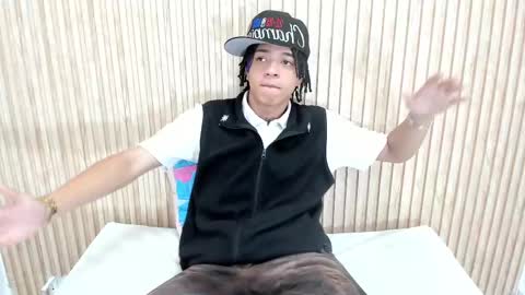 MARSHALL online show from 10/04/25, 12:58