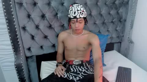 MARSHALL online show from 11/26/25, 01:23