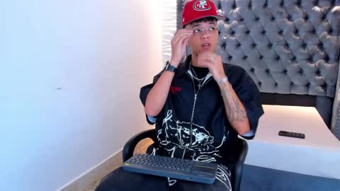 MARSHALL online show from 04/01/26, 01:12