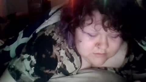 marshallmarx517 online show from 12/21/25, 08:27