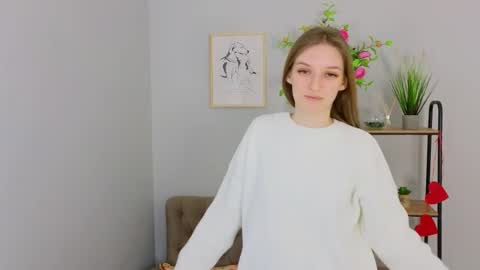 Snapshot of marta_genne chatting on 04/15/26, 10:11 Maria online show from 04/15/26, 10:11