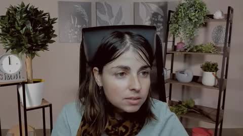 martaedams online show from 12/04/25, 06:34