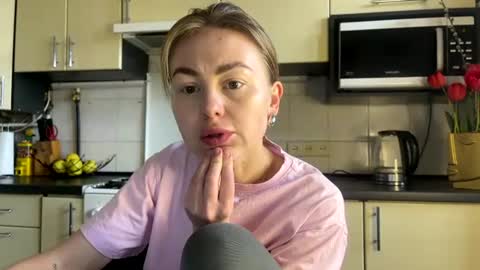 Marta online show from 04/16/26, 02:07