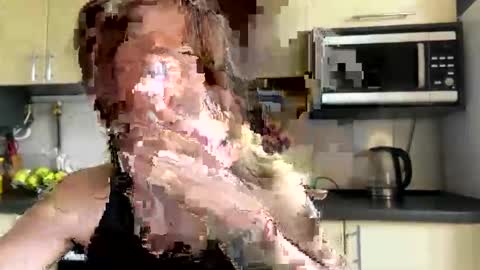 Snapshot of martaluna_ chatting on 05/10/26, 10:42 Marta online show from 05/10/26, 10:42