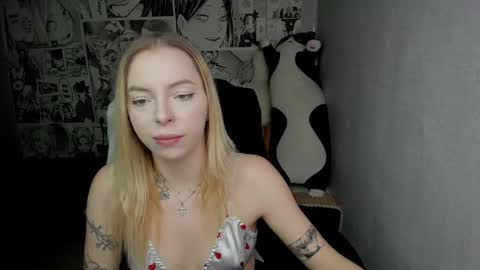 Snapshot of martha_cameron chatting on 12/02/24, 02:53 Martha Cameron online show from 12/02/24, 02:53