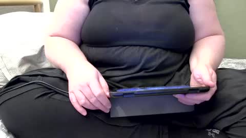 Snapshot of marthabriest chatting on 06/14/26, 07:05 Martha online show from 06/14/26, 07:05