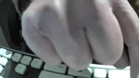 Snapshot of martial04 chatting on 12/14/24, 07:57 martial04 online show from 12/14/24, 07:57