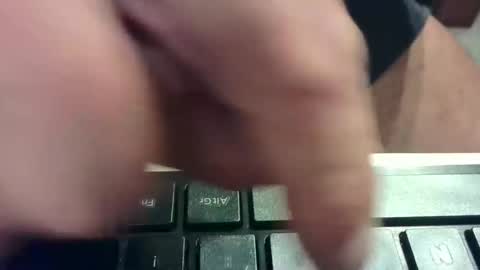 Snapshot of martial04 chatting on 11/07/25, 06:30 martial04 online show from 11/07/25, 06:30