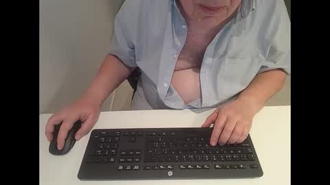 martin_1947 online show from 01/19/25, 08:30